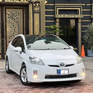 2011 Toyota Prius v Service And Repair Manual